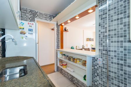 Apartamento à venda com 48m², 2 quartos e 1 vagaCozinha
