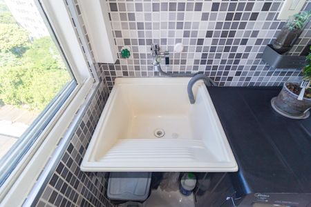 Apartamento à venda com 48m², 2 quartos e 1 vagaDetalhe - Área de Serviço