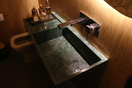 Apartamento à venda com 200m², 3 quartos e 2 vagasLavabo