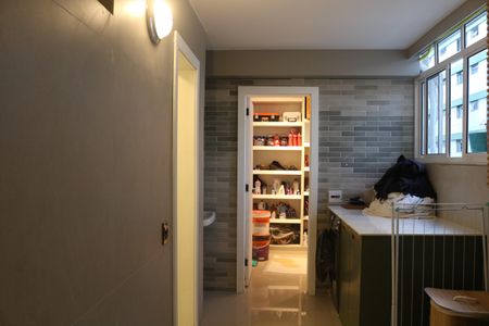 Apartamento à venda com 200m², 3 quartos e 2 vagasÁrea de Serviço