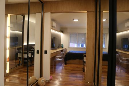 Apartamento à venda com 200m², 3 quartos e 2 vagasQuarto 3