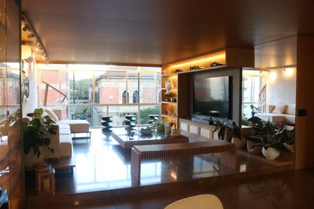 Apartamento à venda com 200m², 3 quartos e 2 vagasSala