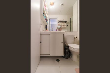 Studio para alugar com 25m², 0 quarto e sem vaga Studio para alugar com 25m², 0 quarto e sem vagaBanheiro