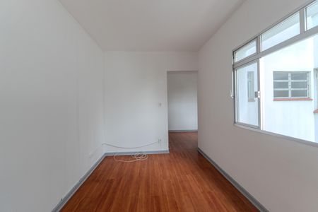 Apartamento à venda com 55m², 1 quarto e sem vagaSala