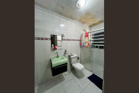 Casa à venda com 206m², 3 quartos e 2 vagas Casa à venda com 206m², 3 quartos e 2 vagasBanheiro