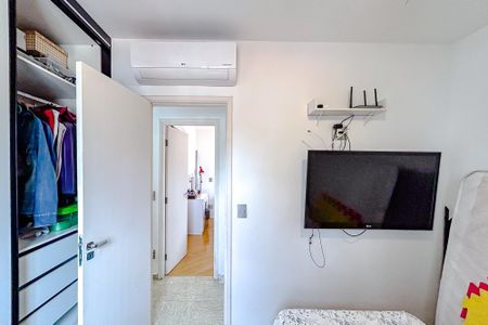 Apartamento à venda com 85m², 3 quartos e 2 vagasQuarto 2