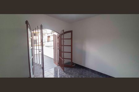 Casa para alugar com 100m², 3 quartos e 1 vaga