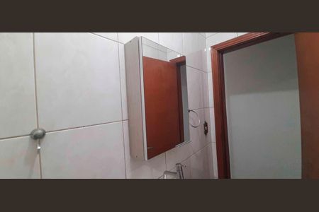 Casa para alugar com 3 quartos, 100m² em Jardim Ester Yolanda, São Paulo