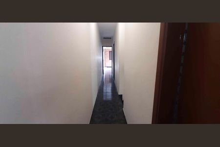 Casa para alugar com 100m², 3 quartos e 1 vaga Casa para alugar com 100m², 3 quartos e 1 vagaCorredor