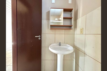 Apartamento para alugar com 60m², 2 quartos e 1 vagaBanheiro 
