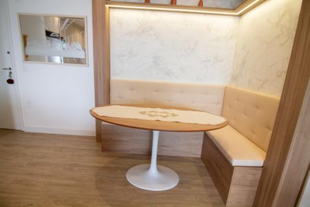 Apartamento à venda com 63m², 2 quartos e 1 vagaSala de Jantar