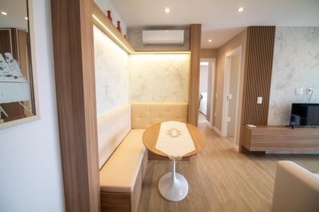 Apartamento à venda com 63m², 2 quartos e 1 vagaSala de Jantar