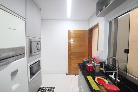 Casa à venda com 106m², 3 quartos e 3 vagasCozinha