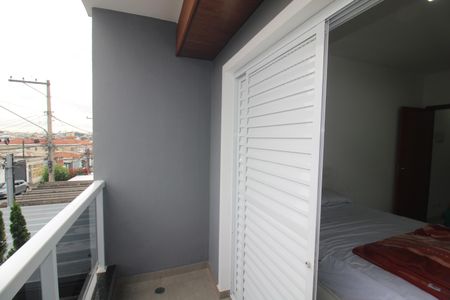 Casa à venda com 106m², 3 quartos e 3 vagasQuarto 3 - Varanda