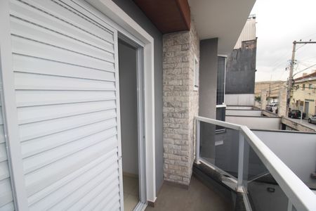 Casa à venda com 106m², 3 quartos e 3 vagasQuarto 3 - Varanda