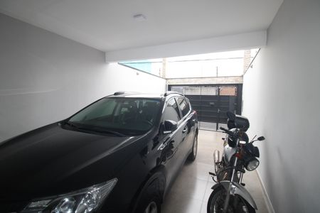 Casa à venda com 106m², 3 quartos e 3 vagasGaragem
