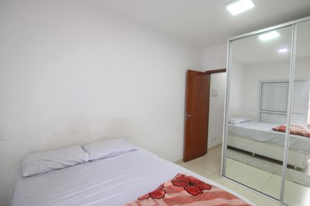 Casa à venda com 106m², 3 quartos e 3 vagasQuarto 3