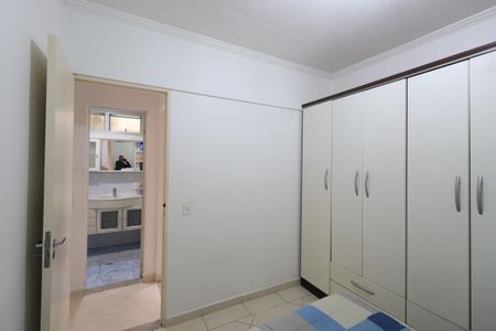 Apartamento à venda com 68m², 3 quartos e 2 vagasQuarto 2