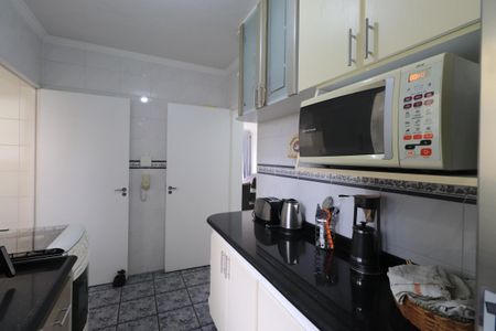 Apartamento à venda com 68m², 3 quartos e 2 vagasCozinha