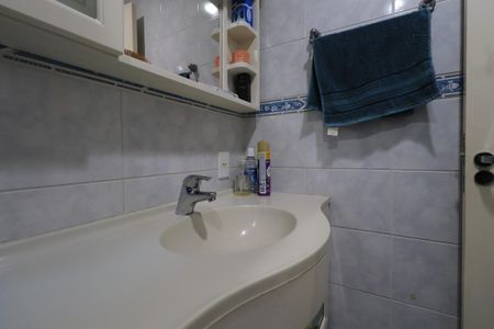 Apartamento à venda com 68m², 3 quartos e 2 vagasBanheiro
