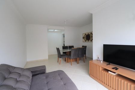 Apartamento à venda com 68m², 3 quartos e 2 vagasSala