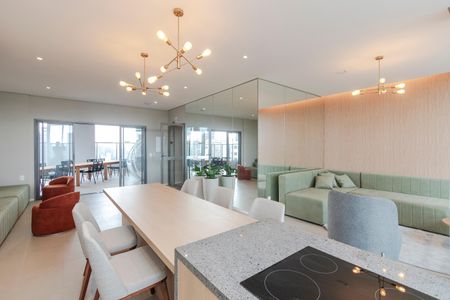 Studio à venda com 25m², 1 quarto e sem vaga Studio à venda com 25m², 1 quarto e sem vagaSalão de Festas