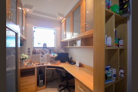 Casa à venda com 2147483650m², 3 quartos e 2 vagas Casa à venda com 2147483650m², 3 quartos e 2 vagasEscritório