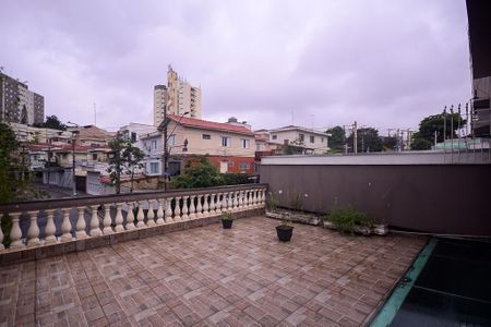Casa à venda com 2147483650m², 3 quartos e 2 vagas Casa à venda com 2147483650m², 3 quartos e 2 vagasQuarto 1 - Varanda