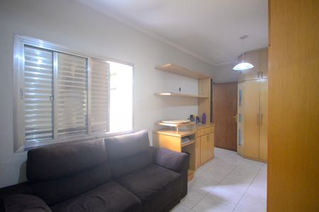 Casa à venda com 2147483650m², 3 quartos e 2 vagas Casa à venda com 2147483650m², 3 quartos e 2 vagasQuarto 3