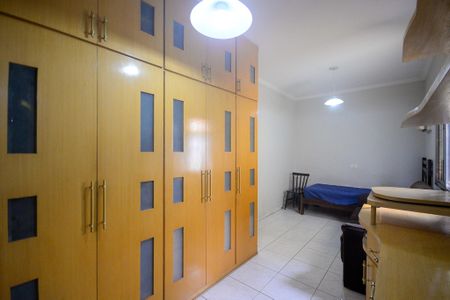 Casa à venda com 2147483650m², 3 quartos e 2 vagas Casa à venda com 2147483650m², 3 quartos e 2 vagasQuarto 3