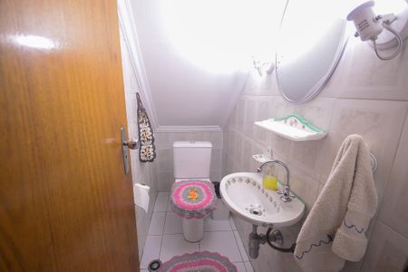 Casa à venda com 2147483650m², 3 quartos e 2 vagas Casa à venda com 2147483650m², 3 quartos e 2 vagasLavabo