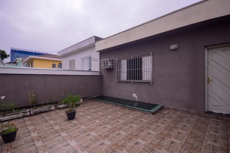 Casa à venda com 2147483650m², 3 quartos e 2 vagas Casa à venda com 2147483650m², 3 quartos e 2 vagasQuarto 1 - Varanda