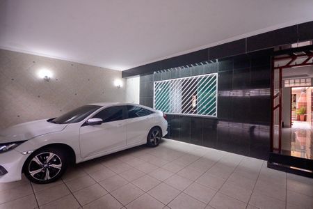 Casa à venda com 2147483650m², 3 quartos e 2 vagas Casa à venda com 2147483650m², 3 quartos e 2 vagasGaragem