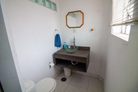 Casa para alugar com 140m², 2 quartos e 1 vaga Casa para alugar com 140m², 2 quartos e 1 vagaBanheiro da Suíte