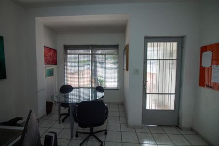 Casa para alugar com 140m², 2 quartos e 1 vaga Casa para alugar com 140m², 2 quartos e 1 vagaSala / Sala de Jantar