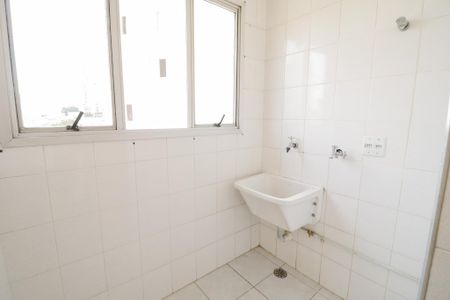 Apartamento à venda com 58m², 2 quartos e 1 vaga Apartamento à venda com 58m², 2 quartos e 1 vagaCozinha e Área de Serviço