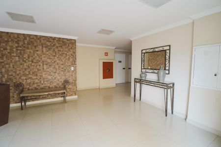 Apartamento à venda com 58m², 2 quartos e 1 vaga Apartamento à venda com 58m², 2 quartos e 1 vagaHall social