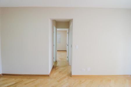 Sala de apartamento à venda com 2 quartos, 58m² em Santa Teresinha, São Paulo