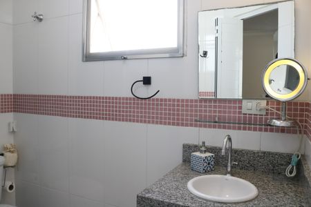 Apartamento à venda com 60m², 2 quartos e 1 vagaBanheiro