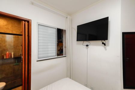 Suíte de casa à venda com 1 quarto, 35m² em Vila Nivi, São Paulo