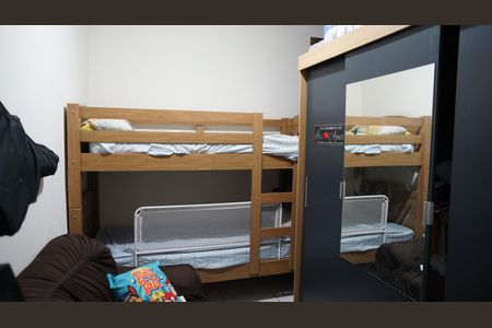 Casa à venda com 300m², 2 quartos e 4 vagasCasa 1 Quarto 1