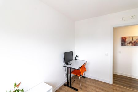 Apartamento à venda com 75m², 3 quartos e 2 vagasQuarto 2