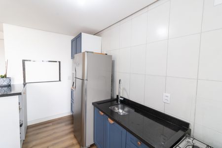 Cozinha de apartamento à venda com 3 quartos, 75m² em Partenon, Porto Alegre