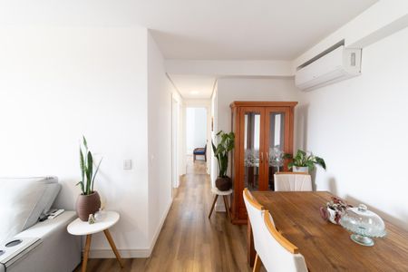 Sala de apartamento à venda com 3 quartos, 75m² em Partenon, Porto Alegre