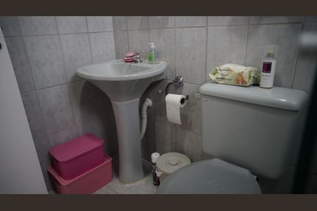 Casa de condomínio à venda com 68m², 3 quartos e 1 vagaBanheiro da Suíte