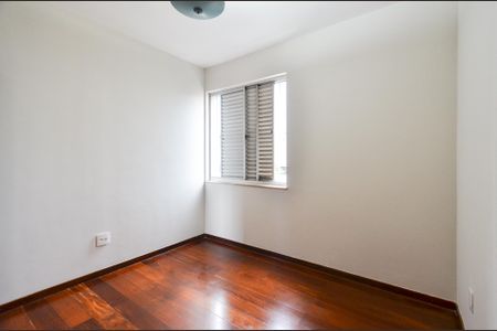 Apartamento à venda com 99m², 3 quartos e 1 vagaQuarto 2