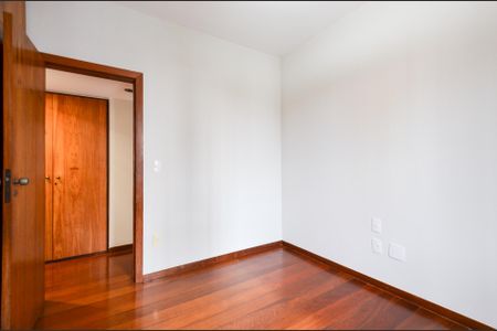 Apartamento à venda com 99m², 3 quartos e 1 vagaQuarto 1