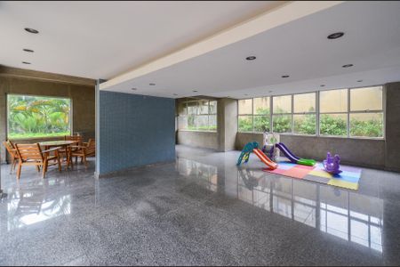 Apartamento à venda com 99m², 3 quartos e 1 vagaÁrea comum