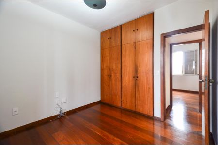 Apartamento à venda com 99m², 3 quartos e 1 vagaSuíte