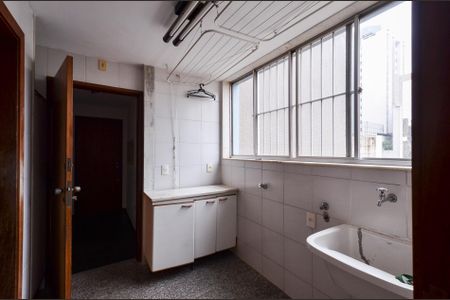 Apartamento à venda com 99m², 3 quartos e 1 vagaÁrea de Serviço